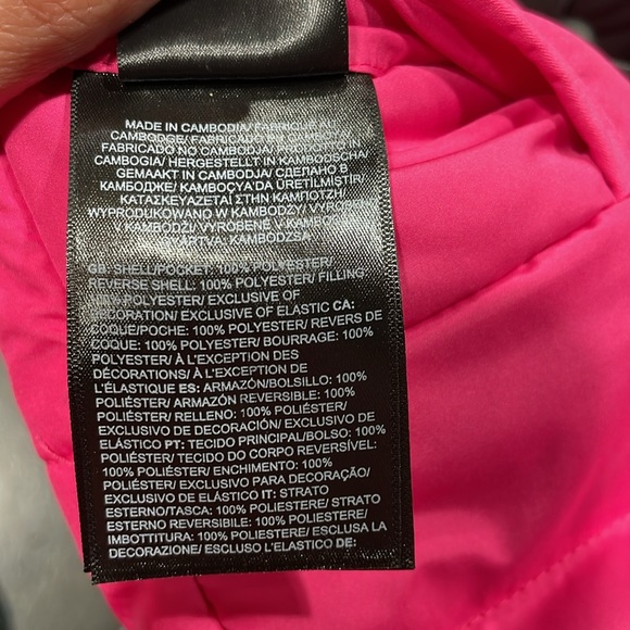 Brand new girls The North Face hooded quilted reversible jacket. - Picture 7 of 7